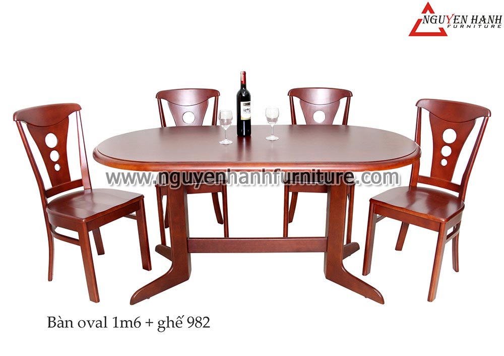 Name product: 1m6 Oval table with chairs 982 