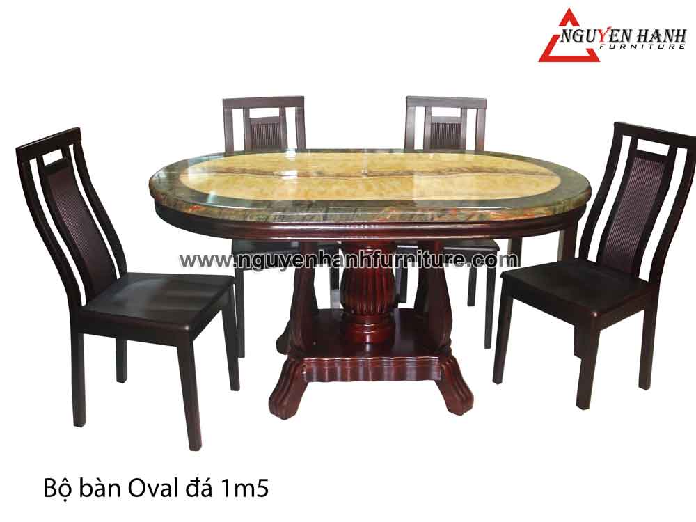 Name product: 1m5 Oval stone table - Dimensions: 90 x 150cm - Description: Stone surface, natural wood
